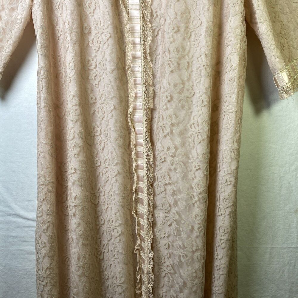 Vintage 1960s Womens Long Lace Robe Romantic Beige Pink (See Measurements) - Picture 6 of 16